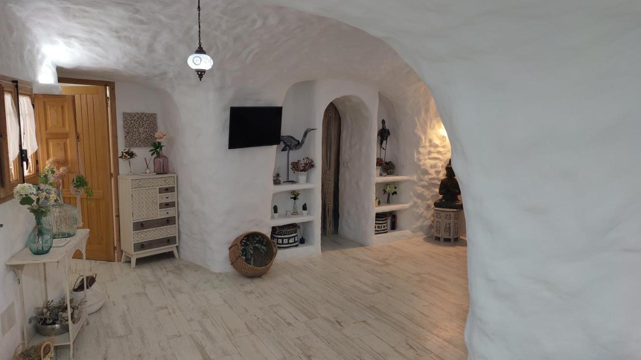 Cueva Otto Privada Villa Baza Luaran gambar